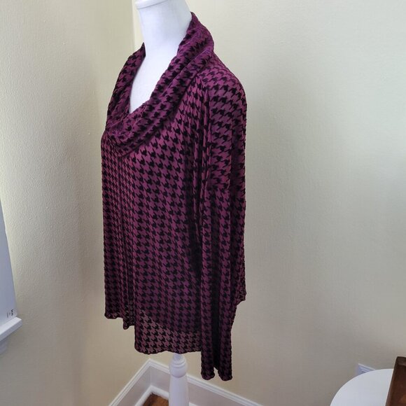 LIV by Habitat Clothes Burgundy Velvet Mesh Houndstooth Sheer Cowl Top Size M - Picture 3 of 14